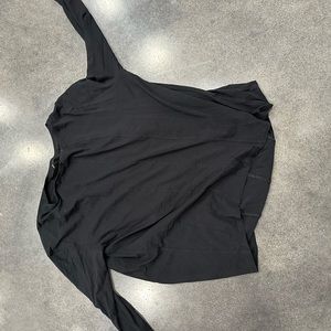 Black lululemon long sleeve shirt